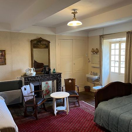 Bed and Breakfast Domaine De L'Amiral Saint-Laurent-du-Pape Экстерьер фото