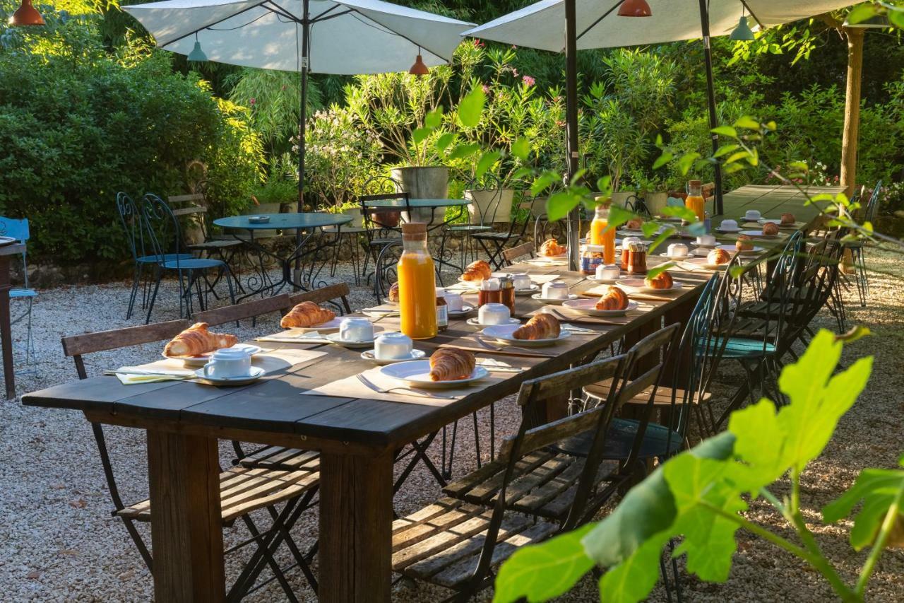 Bed and Breakfast Domaine De L'Amiral Saint-Laurent-du-Pape Экстерьер фото